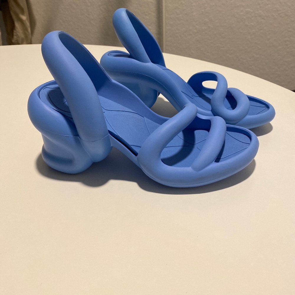 Camper Kobarah blue heels